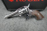 **BNIB** RUGER NEW VAQUERO 45 COLT 4.625