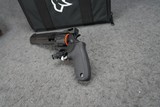 **BNIB** TAURUS RAGING HUNTER 44MAG 8.37