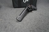 **BNIB** TAURUS RAGING HUNTER 44MAG 8.37