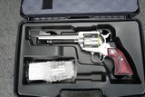 ***BNIB*** *Lipsey's Exclusive* Ruger Blackhawk Flattop 357 Magnum,9mm 5.5