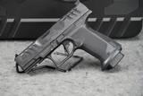 *BNIB* WALTHER PDP PRO SD F SERIES 9MM - 2 of 3