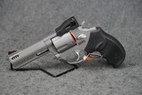 **BNIB** Taurus 44 Tracker 44 Magnum 4