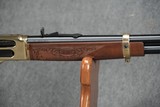 **BNIB** Henry Repeating Arms Side Gate Lever Action 45-70 GOVT 20