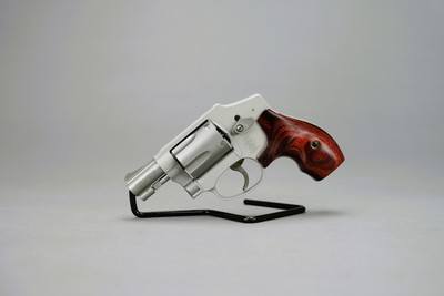 SMITH & WESSON 642 LADYSMITH 38SPL 2