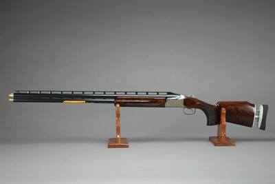 Browning Citori 825 Golden Clays Trap 12 Gauge 32