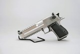 Magnum Research Desert Eagle 50 AE 6