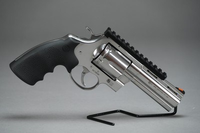 COLT ANACONDA 44MAG SS 4
