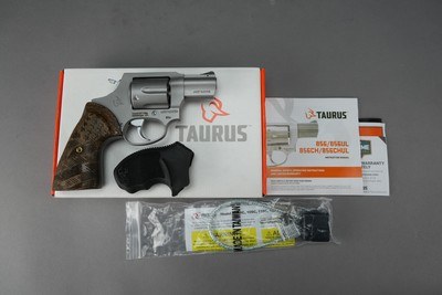 TAURUS 856, .38 SPECIAL, 2
