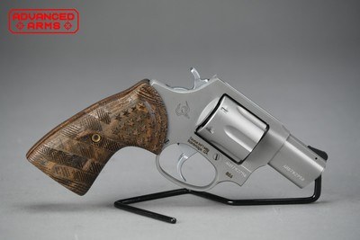 TAURUS 856, .38 SPECIAL, 2