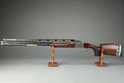 BROWNING CITORI 825 MAX TRAP, 12 GAUGE, 32