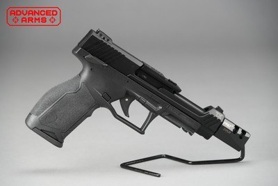 TAURUS TX22 COMPETITION SCR, .22LR, 5.25