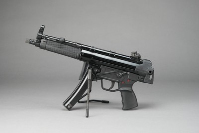 MILITARY ARMAMENT CORP MAC 5 W/ BRACE, 9MM, 8.9