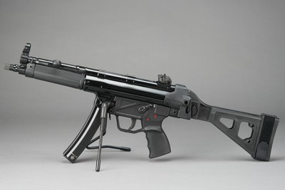 MILITARY ARMAMENT CORP MAC 5 W/ BRACE, 9MM, 8.9