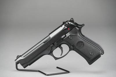 BERETTA M9, 9MM, 4.9