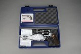 COLT PYTHON, .357 MAGNUM, 3