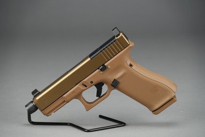 GLOCK 19XV MOS, 9MM, DAVIDSON'S EXCLUSIVE THREADED BARREL / 19+1 *BNIB* - Image 2 of 3