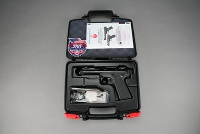 RUGER MKIV 22/45 250TH ENGRAVED 22LR *BNIB* - Image 3 of 3
