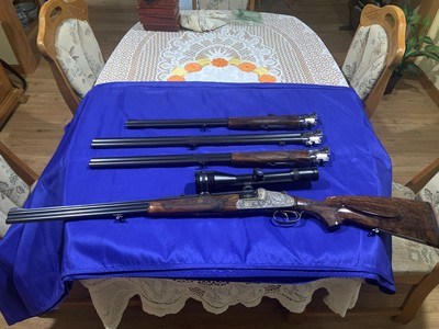 Henneberger DB 55 SS Luxus Sidelock Double -4 Barreled Combo SetExclusive Animal Engraving(Erich Bössler engraved) - Image 1 of 15