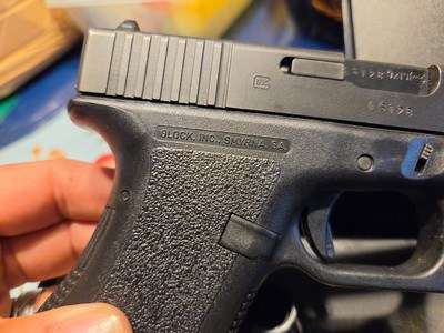Glock 17 generaration 2 made 1990 9mm - Image 5 of 11