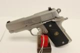 Colt Stnls. Officers .45 A.C.P.
- 1 of 2