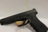 Glock G35 Practical Tactical .40 S&W
- 2 of 3