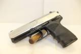 Heckler and Koch USP 40F .40 S&W - 2 of 2