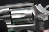 Smith and Wesson 648 .22 W.M.R - 6 of 7