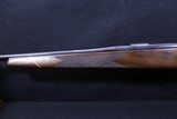 Weatherby Mark V Deluxe .300 Wby Mag. - 8 of 8