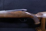 Weatherby Mark V Deluxe .300 Wby Mag. - 7 of 8