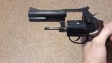 Smith and Wesson 586-8 357 Magnum 4 inch barrel - 7 of 12
