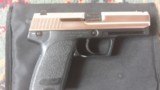 HK USP Stainless 40SW Rare Two Tone - 2 of 13
