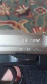 HK USP Stainless 40SW Rare Two Tone - 9 of 13