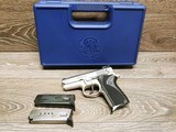 Smith & Wesson Model 6906 Excellent + Condition - 1 of 10