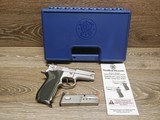 Smith & Wesson Model 5906 Excellent Plus Condition! - 1 of 12