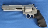 SMITH & WESSON 686-6 COMPETITOR .357 MAG ORIG.
CASE - 5 of 20