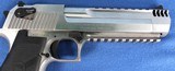 MAGNUM RESEARCH DESERT EAGLE MK XIX .44 MAG ORIG. CASE - 14 of 20