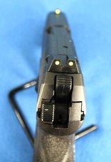 H&K P30-V3 ORIG. CASE - 15 of 20