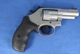 SMITH & WESSON 66 COMBAT .357 MAG 10061 - 2 of 20