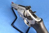 SMITH & WESSON 66 COMBAT .357 MAG 10061 - 5 of 20