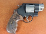 SMITH & WESSON 327 .357 MAG 170245 - 19 of 25