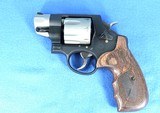 SMITH & WESSON 327 .357 MAG 170245 - 2 of 25