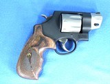 SMITH & WESSON 327 .357 MAG 170245 - 6 of 25