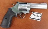SMITH & WESSON 629 .44 MAG 163636 - 19 of 25