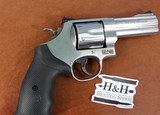 SMITH & WESSON 610 10MM /.40 S&W 12463 - 22 of 25