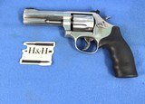 SMITH & WESSON 617 .22 LR 160584 - 25 of 25