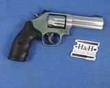 SMITH & WESSON 617 .22 LR 160584 - 24 of 25