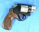 SMITH & WESSON 327 .357 MAG 170245 - 4 of 25