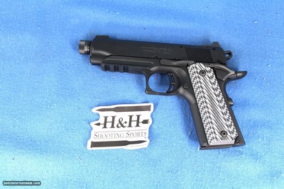 BROWNING 1911-22 TB 22LR
051821490