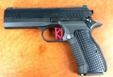 DAN WESSON DWX COMPACT OR N/S 9MM
92104 - 16 of 22