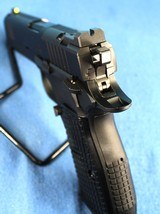 DAN WESSON DWX COMPACT OR N/S 9MM
92104 - 8 of 22